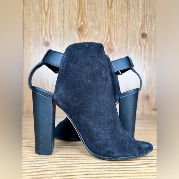 🟢Women’s Suede Cutout Accent Slingback Pumps Bootie Women's Size 6 US Fall - Picture 6 of 13